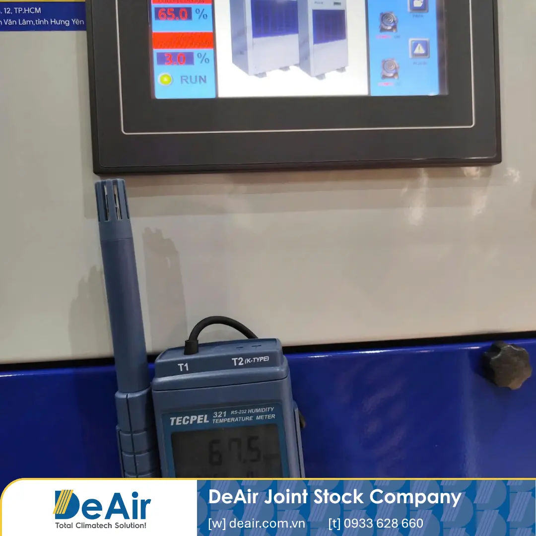 Comparing actual humidity with the machine's sensor