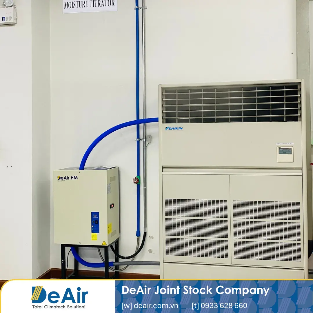 Bàn Giao Máy Tạo Ẩm Điện Cực DeAir.HM-30S Cho Phòng QC Hạt Nhựa: Giải Pháp Tích Hợp Với Hệ Thống Điều Hòa Hiện Hữu