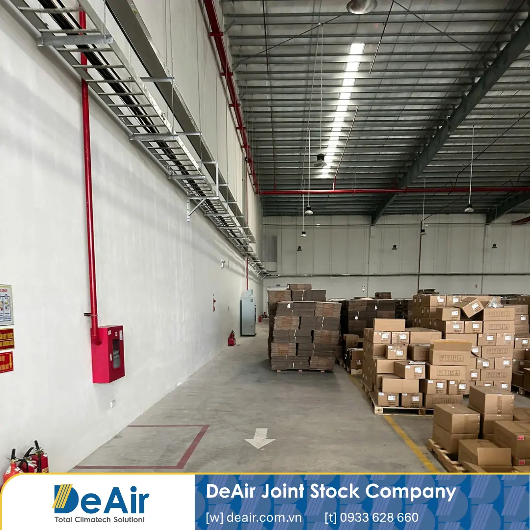 Convective airflow currents neutralizing warehouse microclimate cold pockets