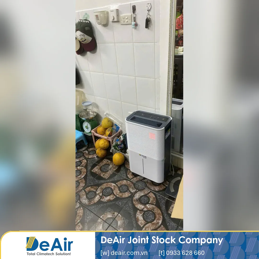Olmas OS-25 air purifier and dehumidifier with 25 liters/day capacity