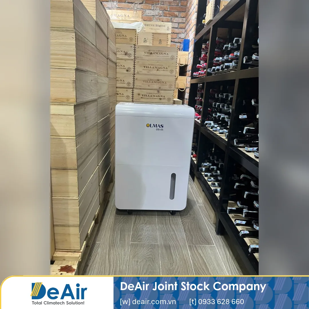 Olmas OS-55 dehumidifier for wine storage