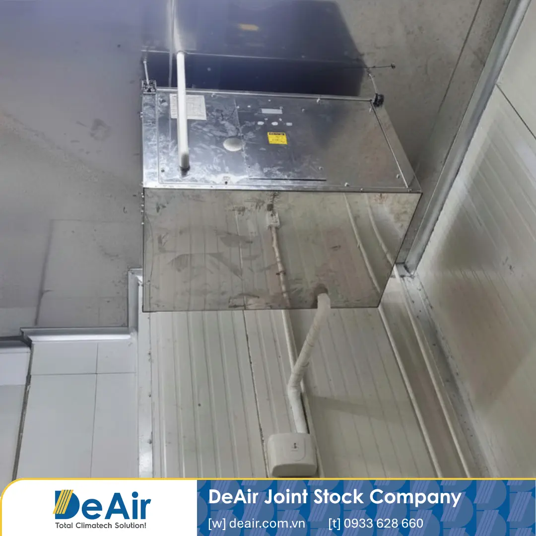 Machine installed close to the ceiling