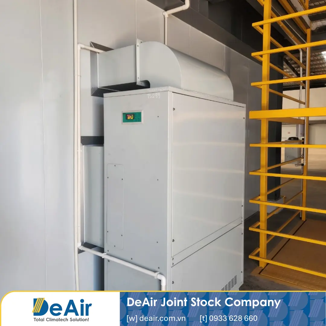 Máy sấy Heat-pump Daxwell kết nối với phòng sấy Panel