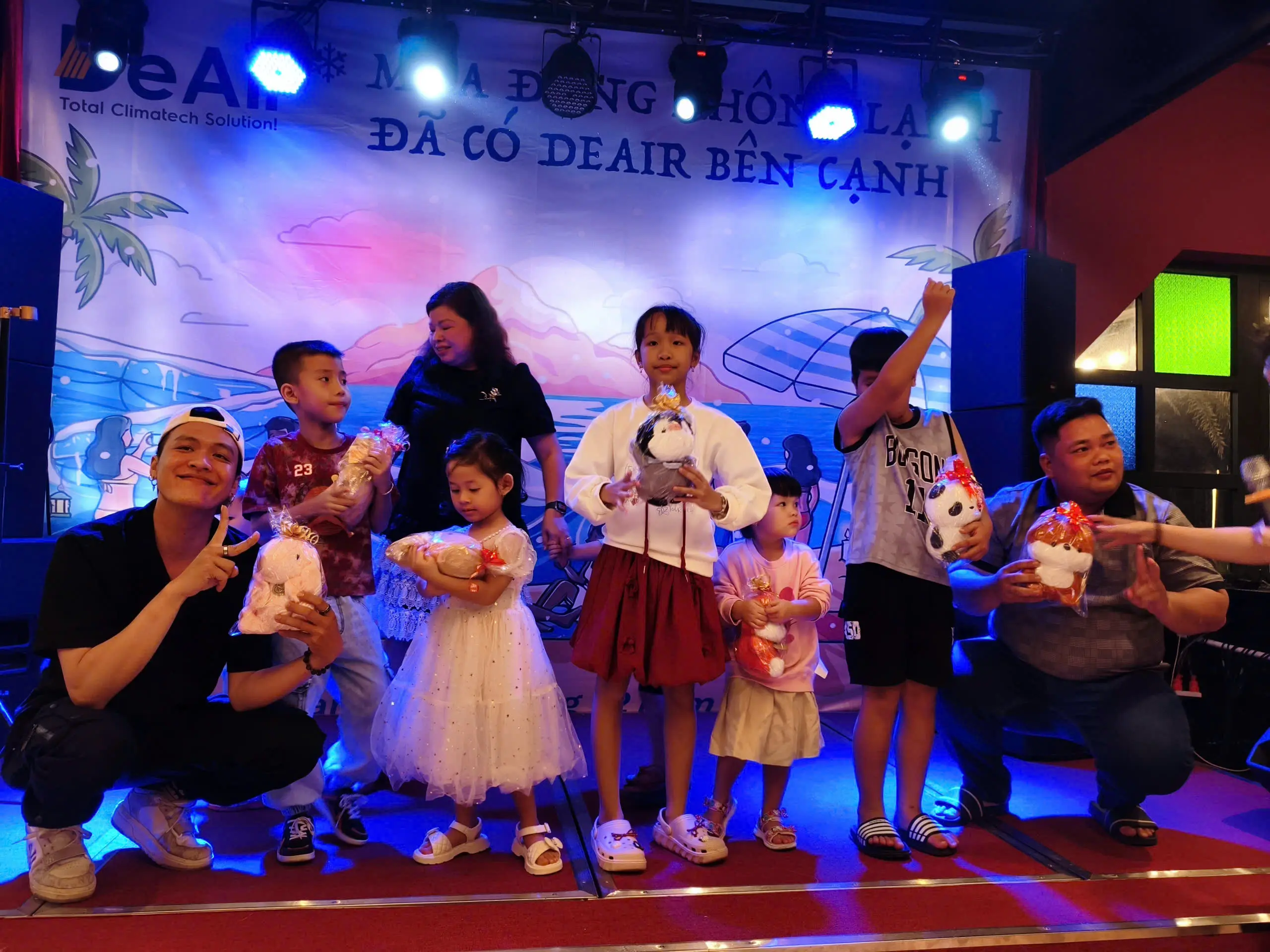 Honoring outstanding individuals accompanying the company.