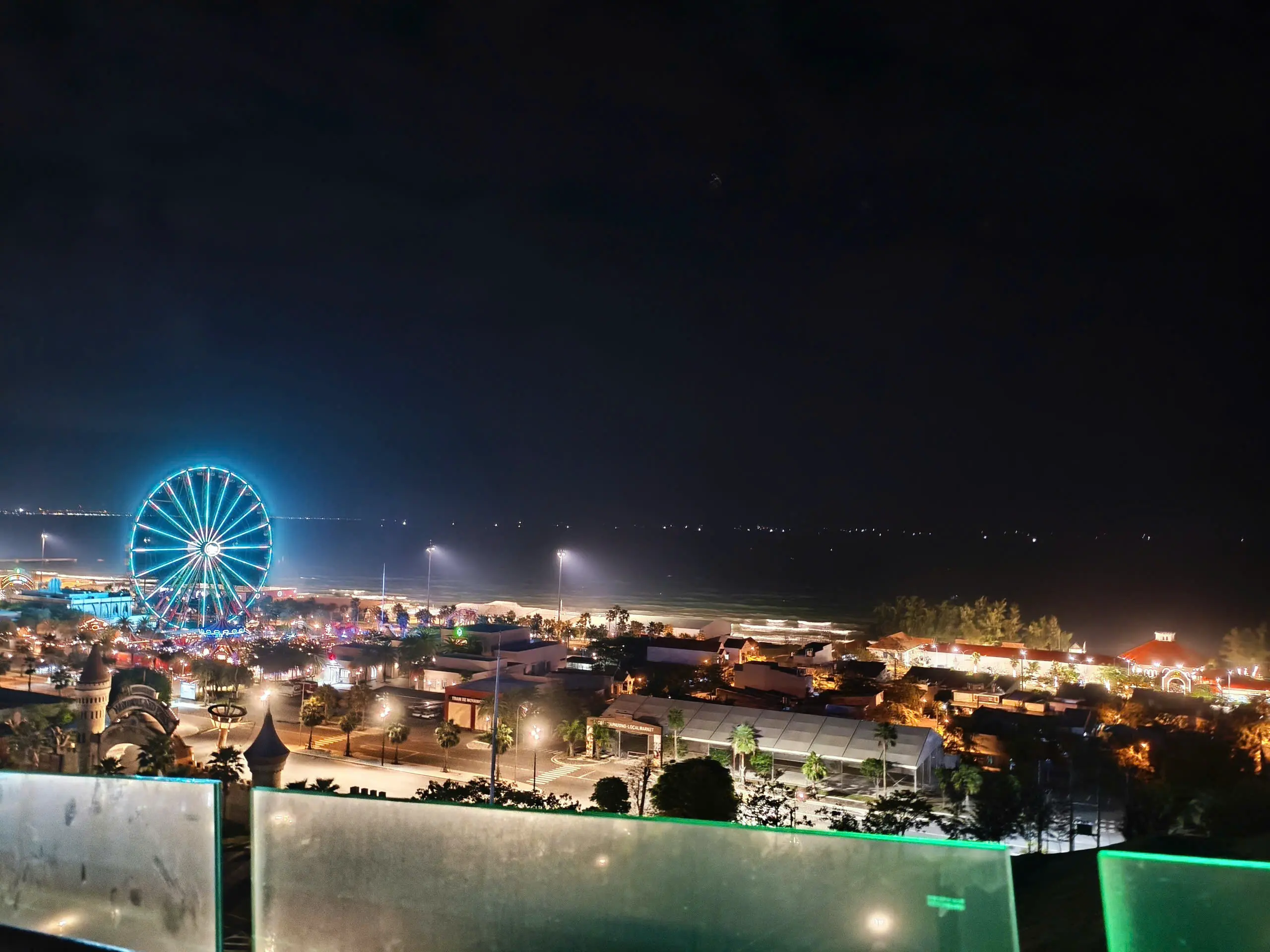 Relaxing moments with colleagues.